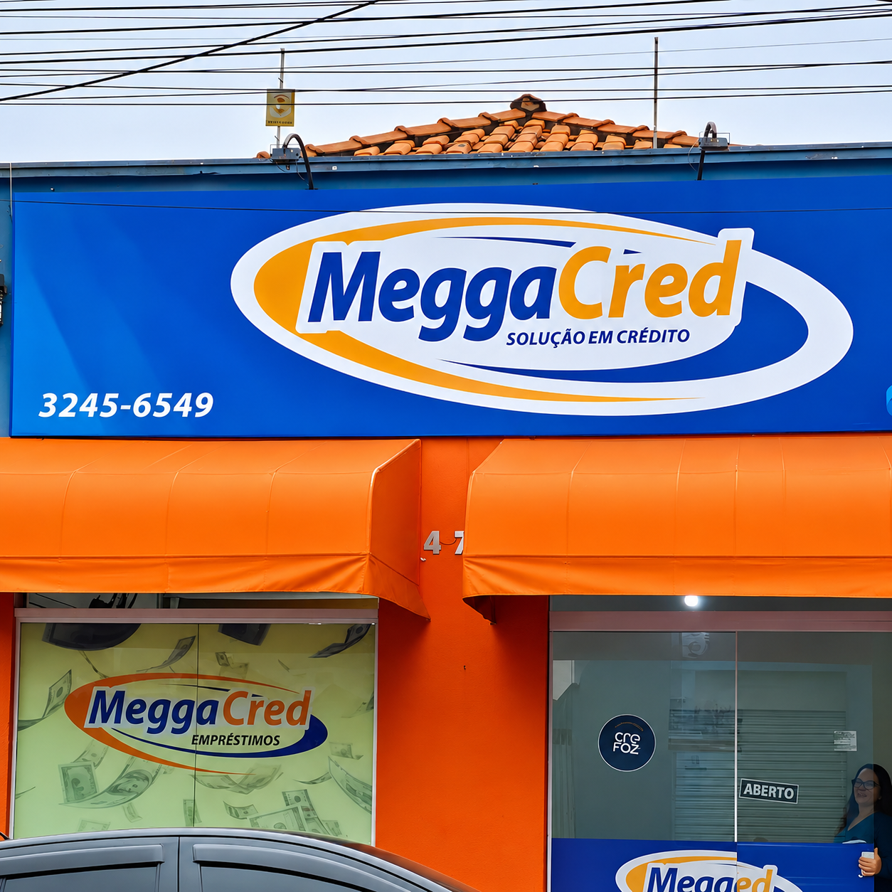 Fachada do escritório da MeggaCred em Bauru