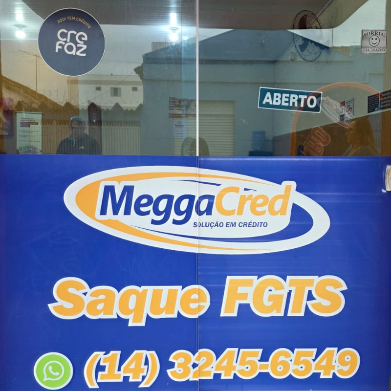 Interior do escritório presencial da MeggaCred em Bauru